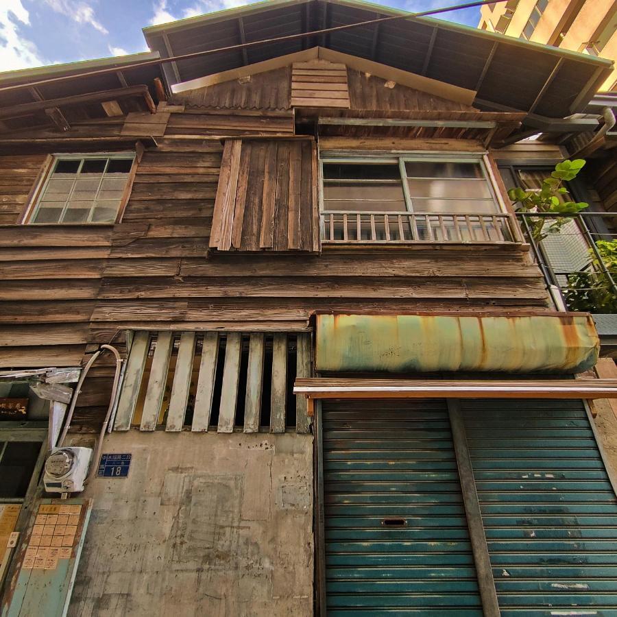 Jerry'S Mazehut Hostel 타이난 외부 사진