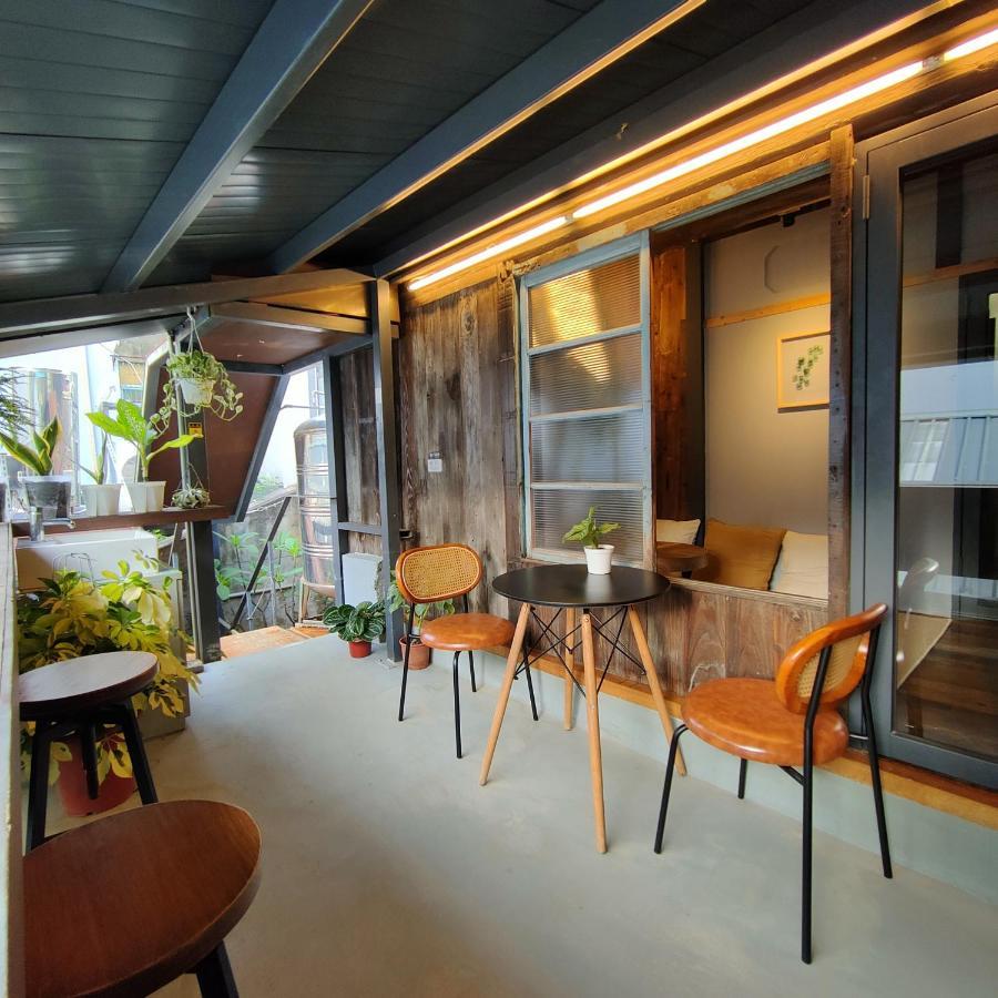 Jerry'S Mazehut Hostel 타이난 외부 사진