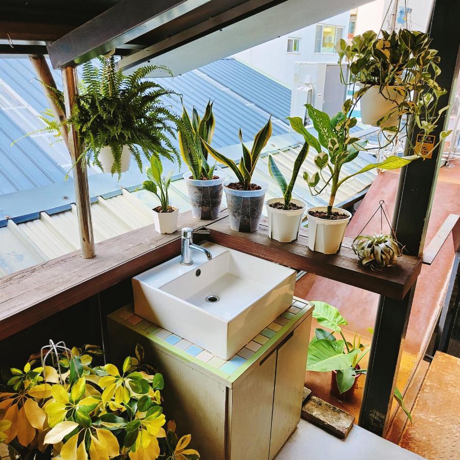 Jerry'S Mazehut Hostel 타이난 외부 사진